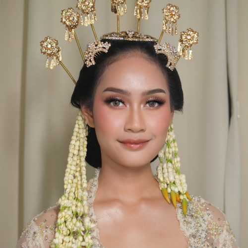 Makeup Artist Wedding Jakarta (2) Makeup Artist Wedding Jakarta (2)